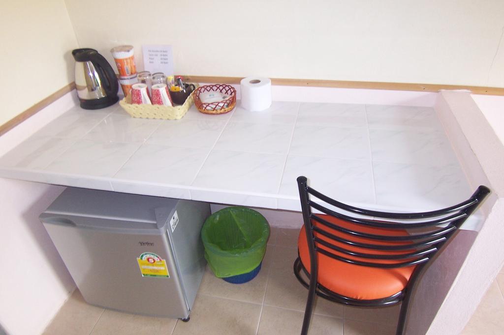Phuket Airport Overnight Hotel Nai Yang Phòng bức ảnh